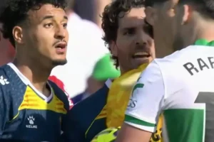 تفعيل بروتوكول مكافحة العنصرية في مباراة إلتشي وإسبانيول بعد إساءة للاعب المغربي عمر الهلالي