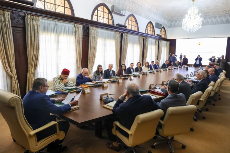 مجلس الحكومة يستعرض مؤشرات الاقتصاد المغربي ويصادق على مراسيم واتفاقية استثمارية مع السعودية..التفاصيل