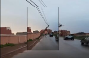 عمود كهربائي آيل للسقوط يهدد سلامة السكان بأيت ملول