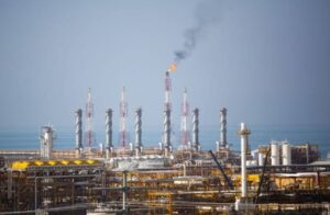 قطر تعلق إنتاج الغاز الطبيعي المسال وسط تصعيد إقليمي