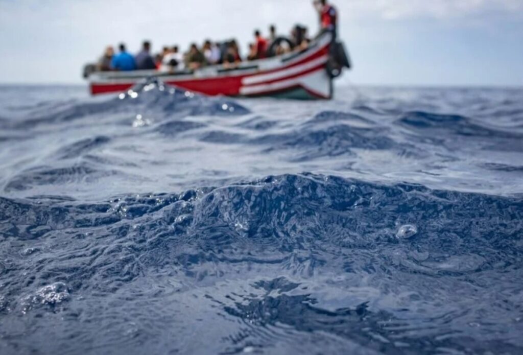 إنقاذ مهاجرين مغاربة عالقين قبالة سبتة