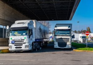 مهنيو النقل يطالبون بحل مستعجل لأزمة “الفيزا” الإلكترونية الموريتانية