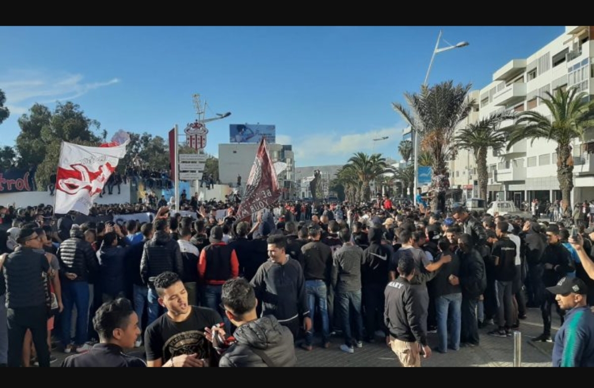 جماهير حسنية أكادير تحتج وتطالب برحيل المكتب المسير