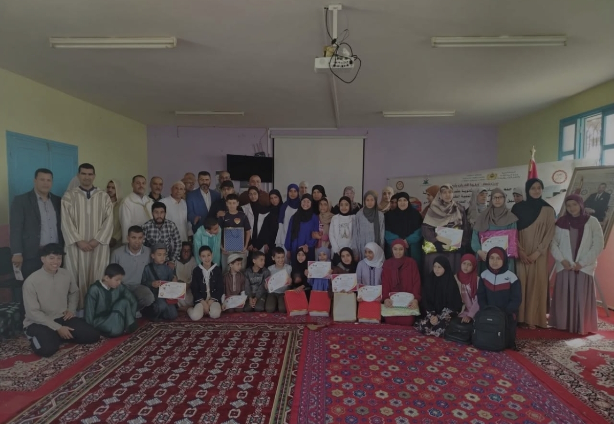 تنظيم مسابقة في تجويد القرآن الكريم بثانوية عثمان بن عفان الإعدادية بأولاد دحو تنظيم مسابقة في تجويد القرآن الكريم بثانوية عثمان بن عفان الإعدادية بأولاد دحو