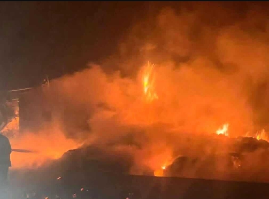 فاجعة على الطريق السيار: مصرع شخص واحتراق شاحنة بالكامل في حادث مروع بين أكادير و شيشاوة