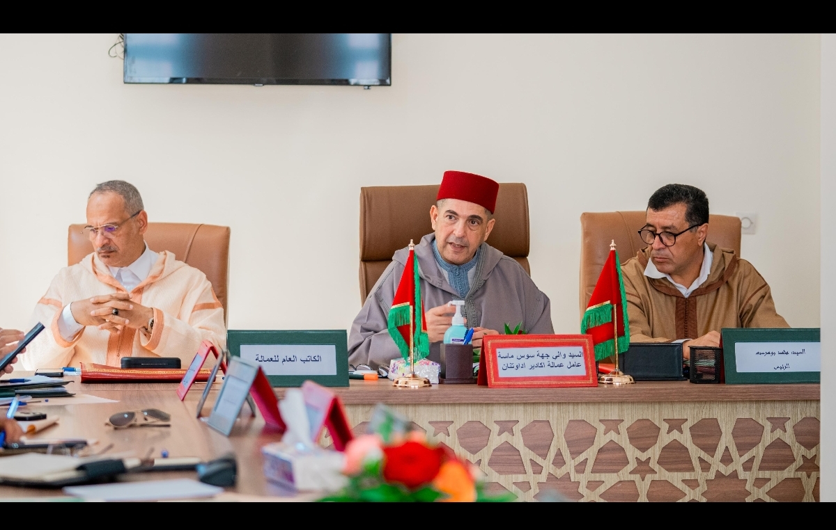 تغازوت: الوالي أمزازي يضع خارطة طريق شاملة لتنمية “عاصمة الركمجة” في زيارة رمضانية حاسمة تغازوت: الوالي أمزازي يضع خارطة طريق شاملة لتنمية “عاصمة الركمجة” في زيارة رمضانية حاسمة