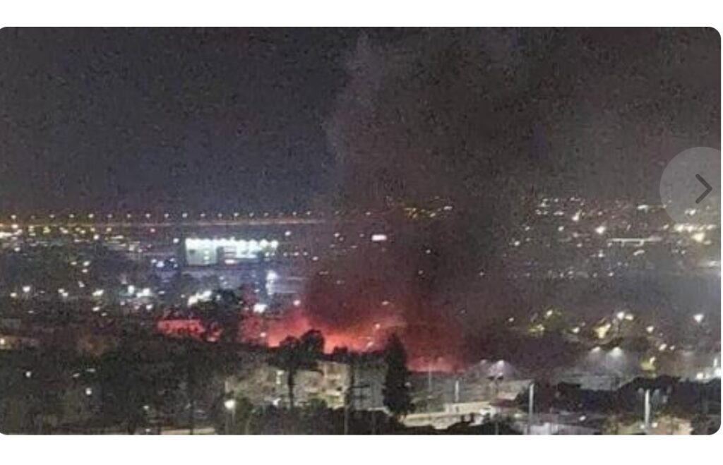 اليوم الـ22 للحرب: الصواريخ الإيرانية تدق أبواب “ديمونة”، وواشنطن تضرب عمق “نطنز” بقنابل خارقة للتحصينات