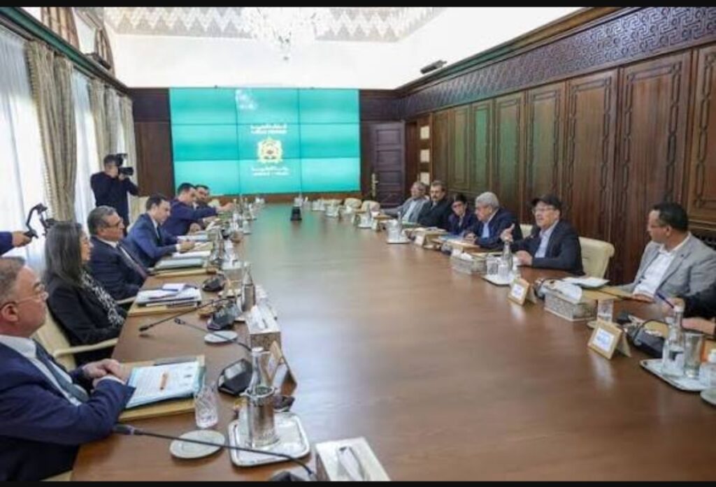 الأجور والضرائب والتقاعد: ملفات ساخنة على طاولة الحوار الاجتماعي المرتقب