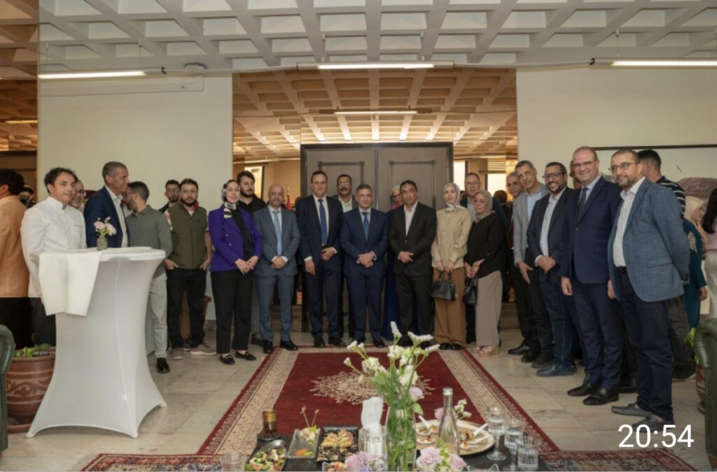 لحظة وفاء لأحد مهندسي "أمل واي".. أكادير تُكرم عبد الواحد القاسمي في حفل بهيج برئاسة الوالي أمزازي