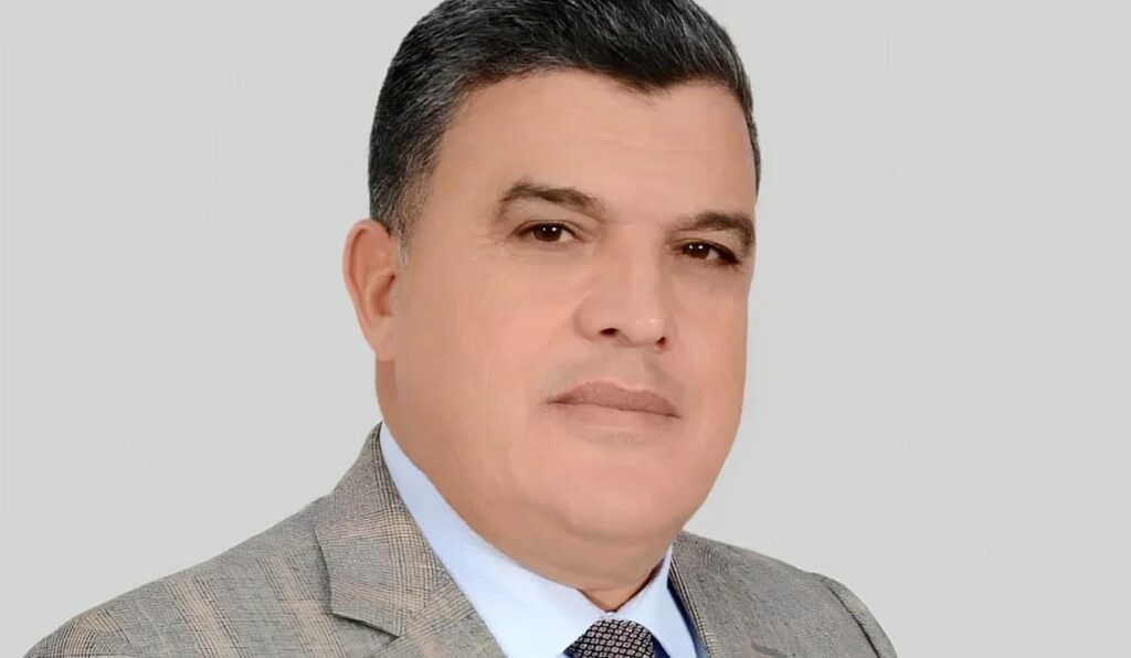 من القاعة إلى الزنزانة.. القضاء يرفع عقوبة الأستاذ “قليش” إلى 4 سنوات نافذة