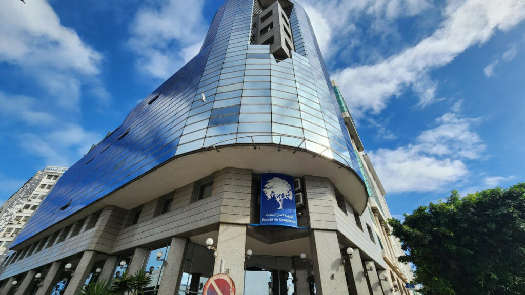 بورصة الدار البيضاء تنهي جلسة متذبذبة.. “مازي” يتراجع والأسهم الكبرى تقود التداولات