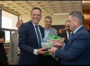 لحظة وفاء لأحد مهندسي “أمل واي”.. أكادير تُكرم عبد الواحد القاسمي في حفل بهيج برئاسة الوالي أمزازي