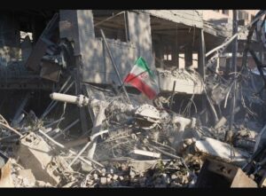 في اليوم الـ40 من الحرب: ترمب يعلن “الانتصار الكامل”، وهدنة مرتقبة لفتح مضيق هرمز