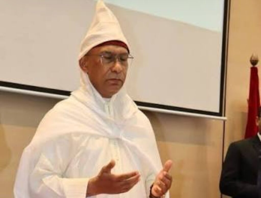 سيدي إفني: ساكنة دوار أزيلال في عزلة دينية.. إغلاق المسجد الوحيد يجرّ وزارة الأوقاف وعامل الإقليم للمساءلة