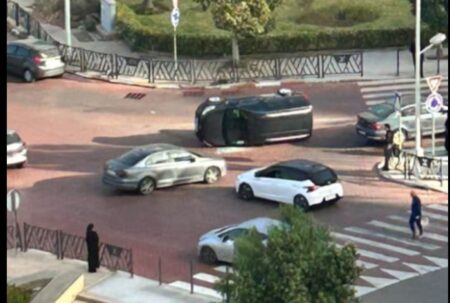 "مدارة الموت" بأكادير تنزف من جديد: انقلاب مروع لسيارة يرسل ركابها للمستشفى في حالة حرجة