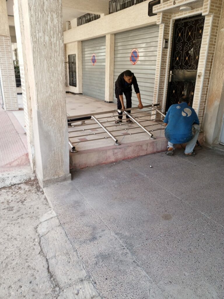 قائدة الملحقة الإدارية الخامسة تقود حملة ميدانية واسعة لتحرير الملك العمومي بأكادير (صور)