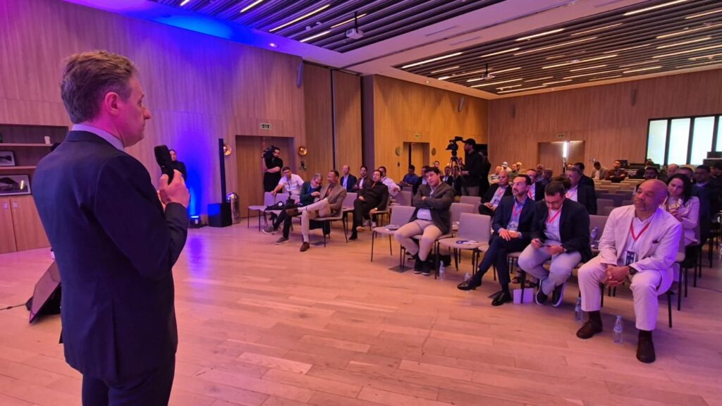 أكادير تحتضن مؤتمر AUS.. ثورة الجينوم والذكاء الاصطناعي تغيّر علاج سرطان البروستاتا بالمغرب (+ فيديو وصور) أكادير تحتضن مؤتمر AUS.. ثورة الجينوم والذكاء الاصطناعي تغيّر علاج سرطان البروستاتا بالمغرب (+ فيديو وصور)