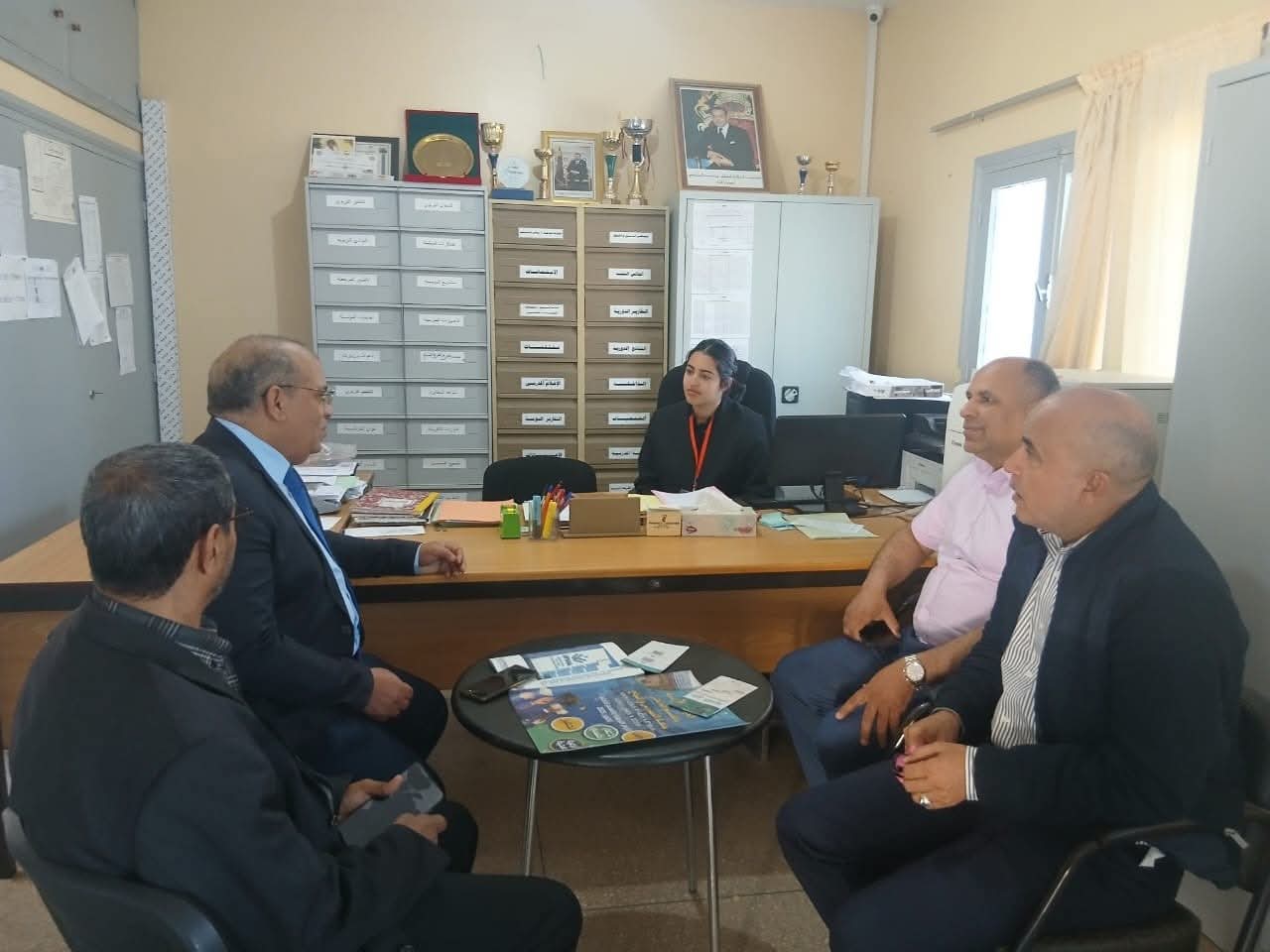 تيزنيت: في j60 الإدارة والأساتذة ينسحبون.. وتلاميذ يتولون مهام التدريس وتسيير الثانوية 