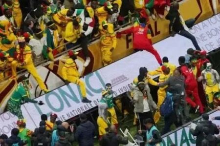 انفراجة في ملف "مشجعي السنغال" بالمغرب: إفراج عن 3 معتقلين وطلب عفو ملكي يطرق أبواب الديوان