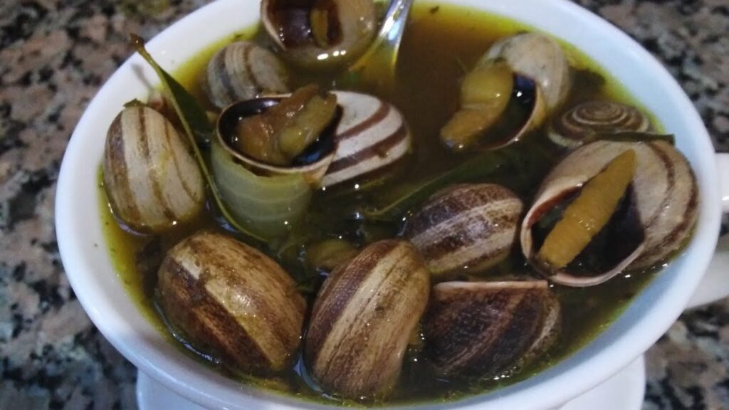 عشاق "البابوش" في مرمى الخطر: مرصد حماية المستهلك يحذر من التسمم ويدعو للمراقبة