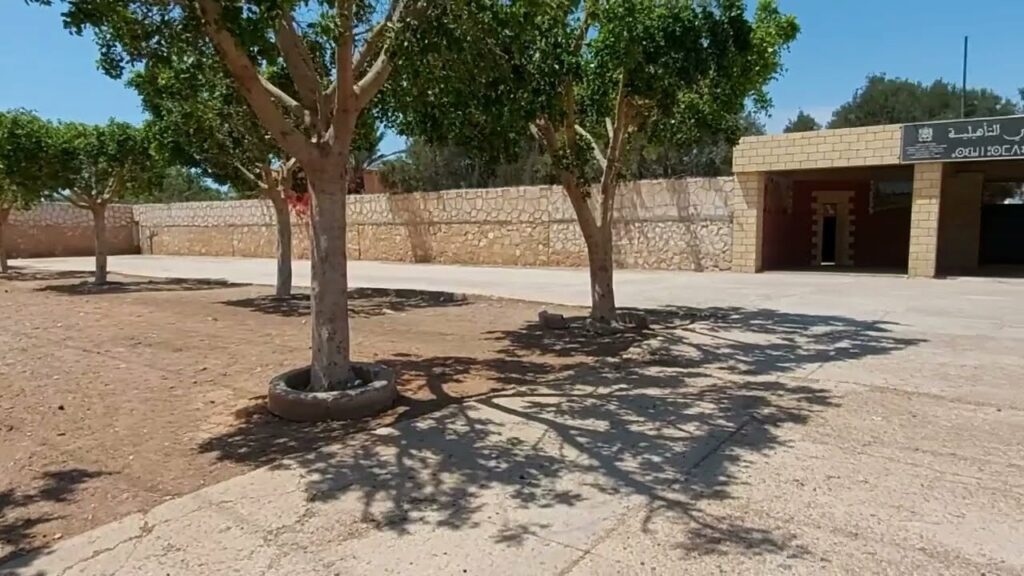 اعتداء خطير على إطار إداري بثانوية البقالي بأيت ملول يثير غضب الأسرة التعليمية