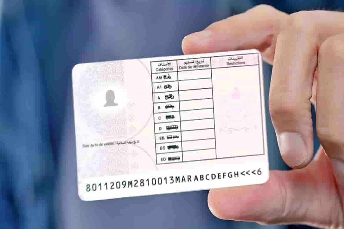 الحكومة الإسبانية تسهّل معادلة رخص السياقة المغربية بسبب خصاص السائقين 