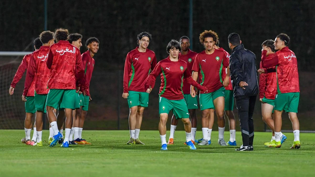 المغرب يفتتح كأس إفريقيا للناشئين أمام تونس.. الموعد والقنوات الناقلة 
