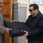 حارس مسجد بأيت ملول يعيد حقيبة تضم 300 مليون سنتيم لصاحبها