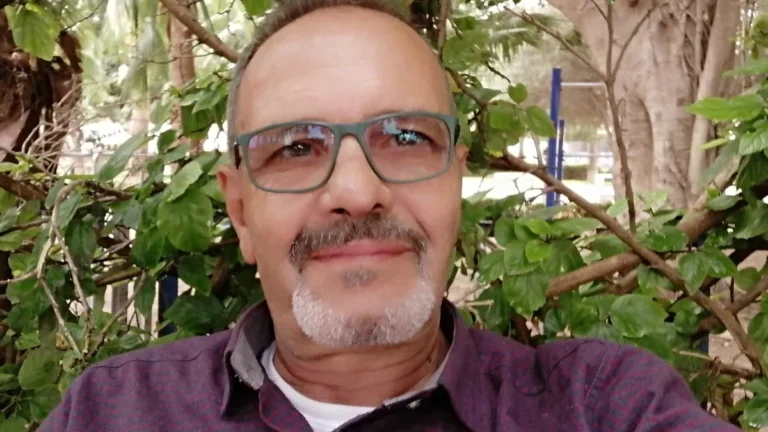 لماذا خرست جامعة السنيغال في نيويورك واستأسدت في الرباط؟