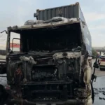 حريق داخل موقف شاحنات بمنطقة أنفا في الدار البيضاء