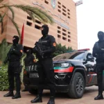 عناصر أمنية أمام ولاية أمن مراكش في صورة أرشيفية