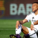 مبابي يغيب عن الكلاسيكو بين برشلونة وريال مدريد بسبب الإصابة