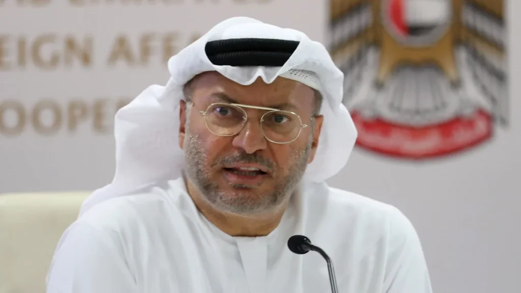 أنور قرقاش يتحدث عن مستقبل النفط وخروج الإمارات من أوبك