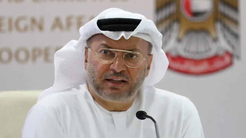 أنور قرقاش يتحدث عن مستقبل النفط وخروج الإمارات من أوبك