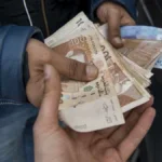 تداول أوراق نقدية بالدرهم المغربي في سياق نقاش حول الكاش وسوق أضاحي العيد
