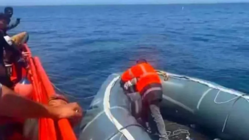 عملية إنقاذ بحري لمهاجرين غير نظاميين بعد تعطل قارب قرب سيدي إفني