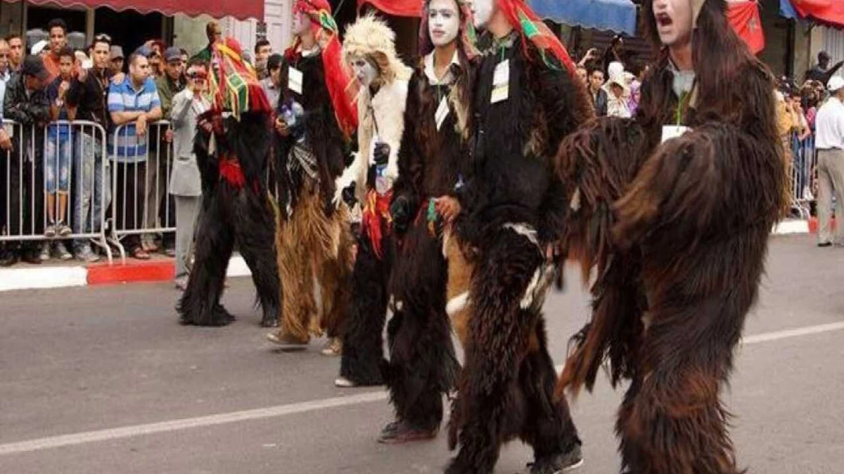 عروض أرشيفية من كرنفال بيلماون