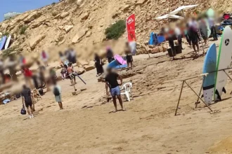 كراء ألواح السورف بتغازوت يثير شكايات المهنيين بسبب العشوائية
