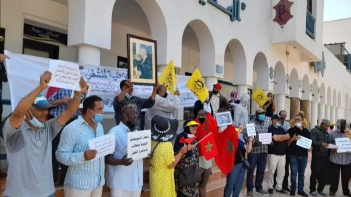 عمال موكادور بأكادير ينتظرون تنفيذ الحكم القضائي لفائدتهم