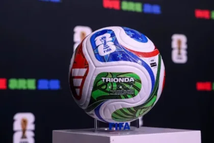 كرة كأس العالم 2026 تريوندا المزودة بتقنية الكرة المتصلة لدعم قرارات التحكيم