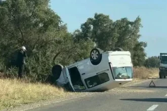 انقلاب سيارة بطريق المطار ضواحي أكادير دون تسجيل إصابات خطيرة