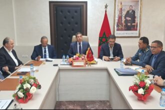 كيف يخطط الوالي أمزازي لتحويل ميناء أكادير إلى قطب لوجستي عالمي؟