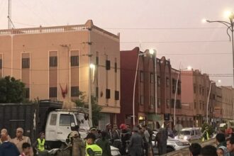 تارودانت: حادثة سير مميتة بالكردان تودي بحياة أستاذ وتُصيب ابنه بجروح خطيرة