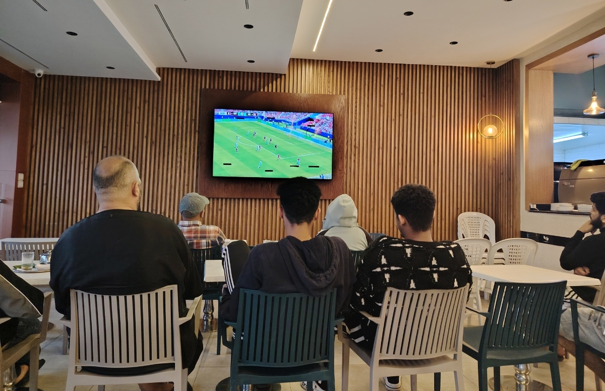 تمديد توقيت إغلاق مقاهي ومطاعم أكادير 