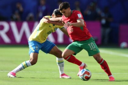 أرقام المغرب ضد البرازيل: ندية تاريخية للأسود وصدمة للسامبا في "سوفاسكور"