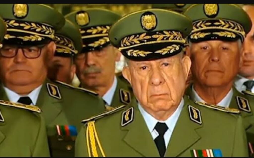 جنرالات التفتيش في الجزائر يلاحقون شهادات ميلاد منتخبنا الوطني