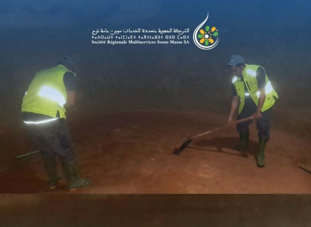 لحماية السلامة الصحية للساكنة.. حملة واسعة لتنظيف وتعقيم خزانات مياه الشرب بطاطا