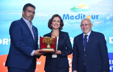 أكادير ترسم خارطة طريق السياحة العالمية في منتدى “مديتور 2026” أكادير ترسم خارطة طريق السياحة العالمية في منتدى "مديتور 2026"
