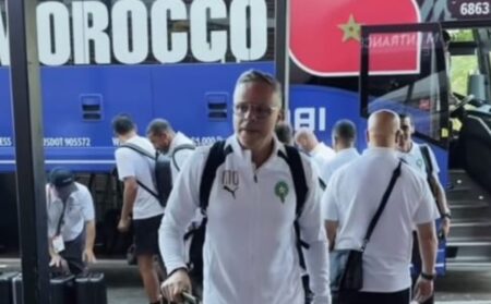 المنتخب المغربي يحل بأتلانتا لبدء التحضيرات لمباراة هايتي الحاسمة