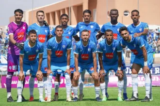 لاعبو اتحاد أمل تيزنيت قبل مواجهة حاسمة في سباق الصعود بالقسم الثاني
